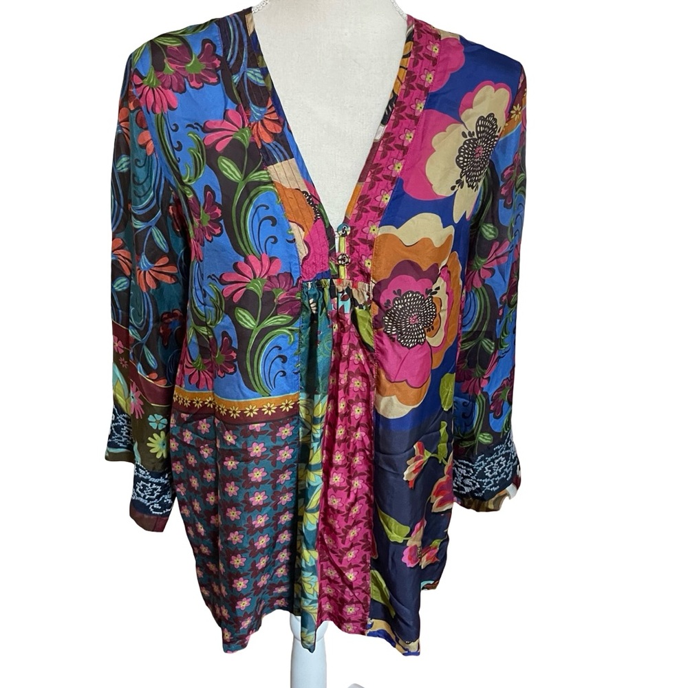 Johnny Was Promisino Robi SILK blouse Embroidery blue green floral V neck SMALL - Picture 2 of 16